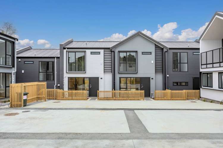 1-11/14 Aplin Place Birkdale_13