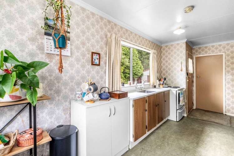 7 Watt Road Otatara_10