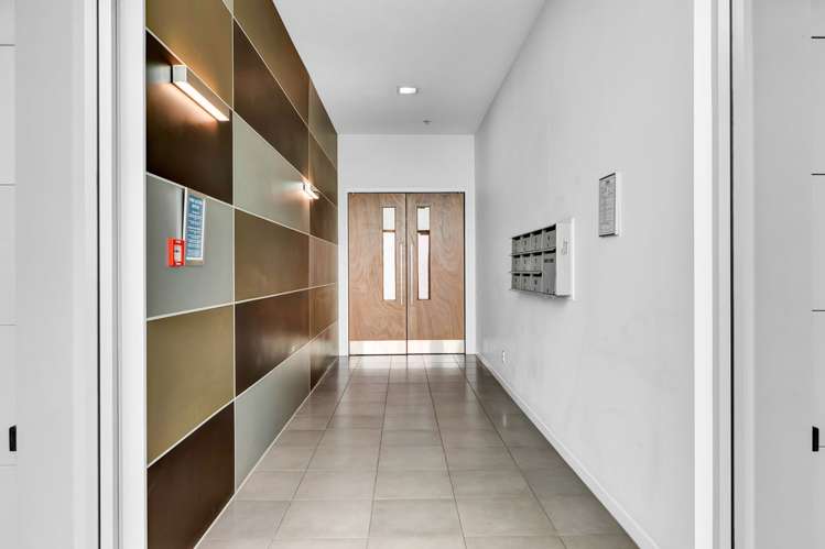 6/93 Au Saint Aubyn Street New Plymouth Central_13