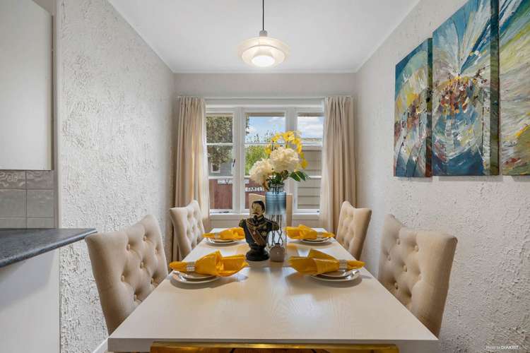 52 Flanshaw Road Te Atatu South_6