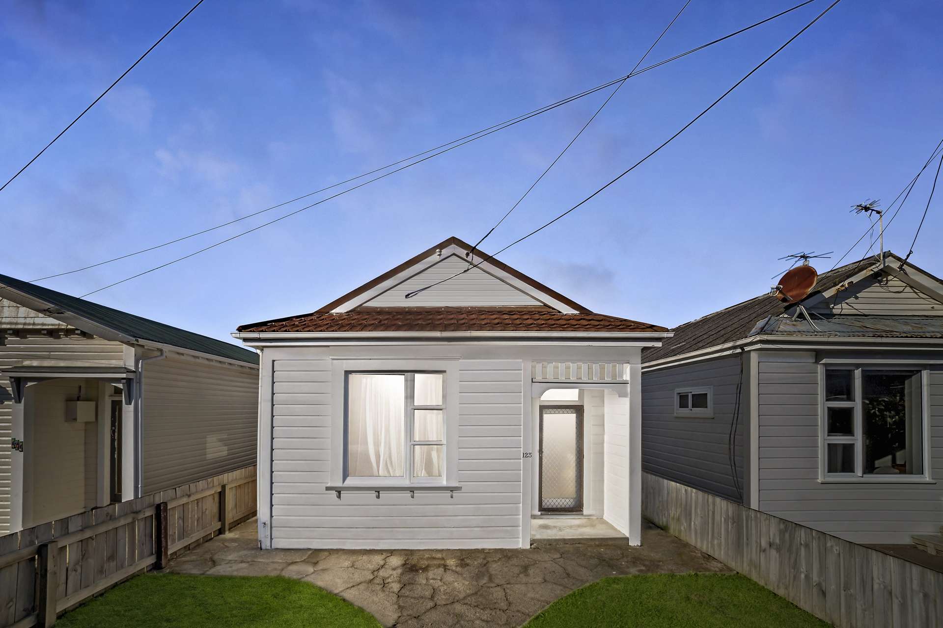 123 Onepu Road Lyall Bay_0