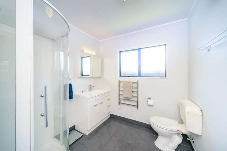 17 Woburn Place Takaro_10