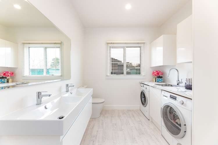 2/11a Anvers Place Hoon Hay_7