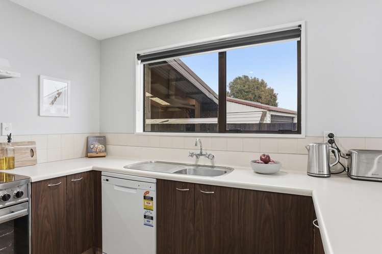 10 Bowie Drive Woodend_9