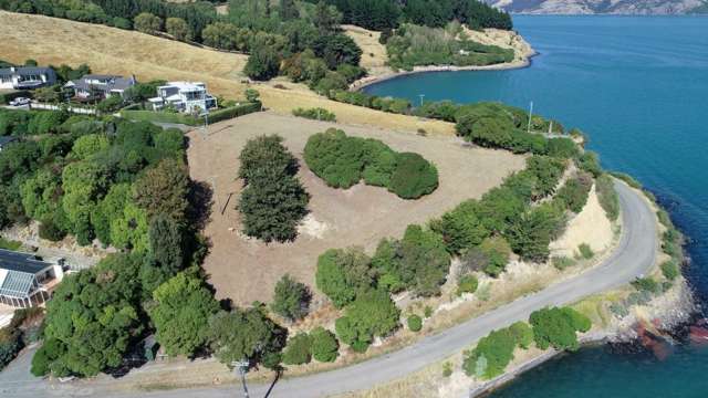 261 Beach Road Akaroa_1