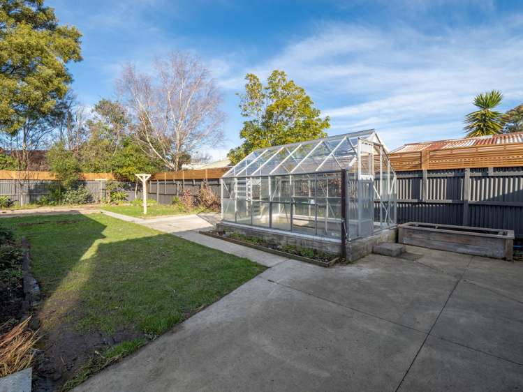 57 Hopkins Street Woolston_19