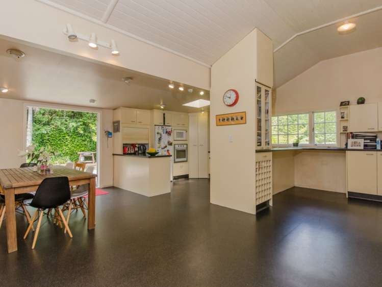 105 Takahe Road Titirangi_10