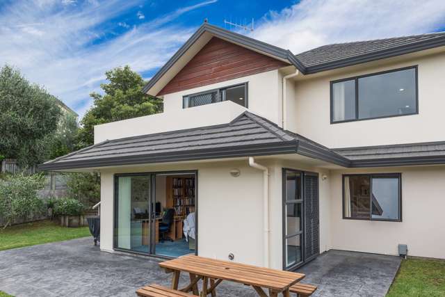 4 Lorna Irene Drive Raumati South_1