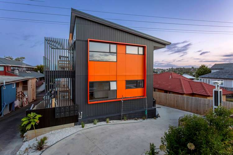 1-6  246 Wairau Road_3