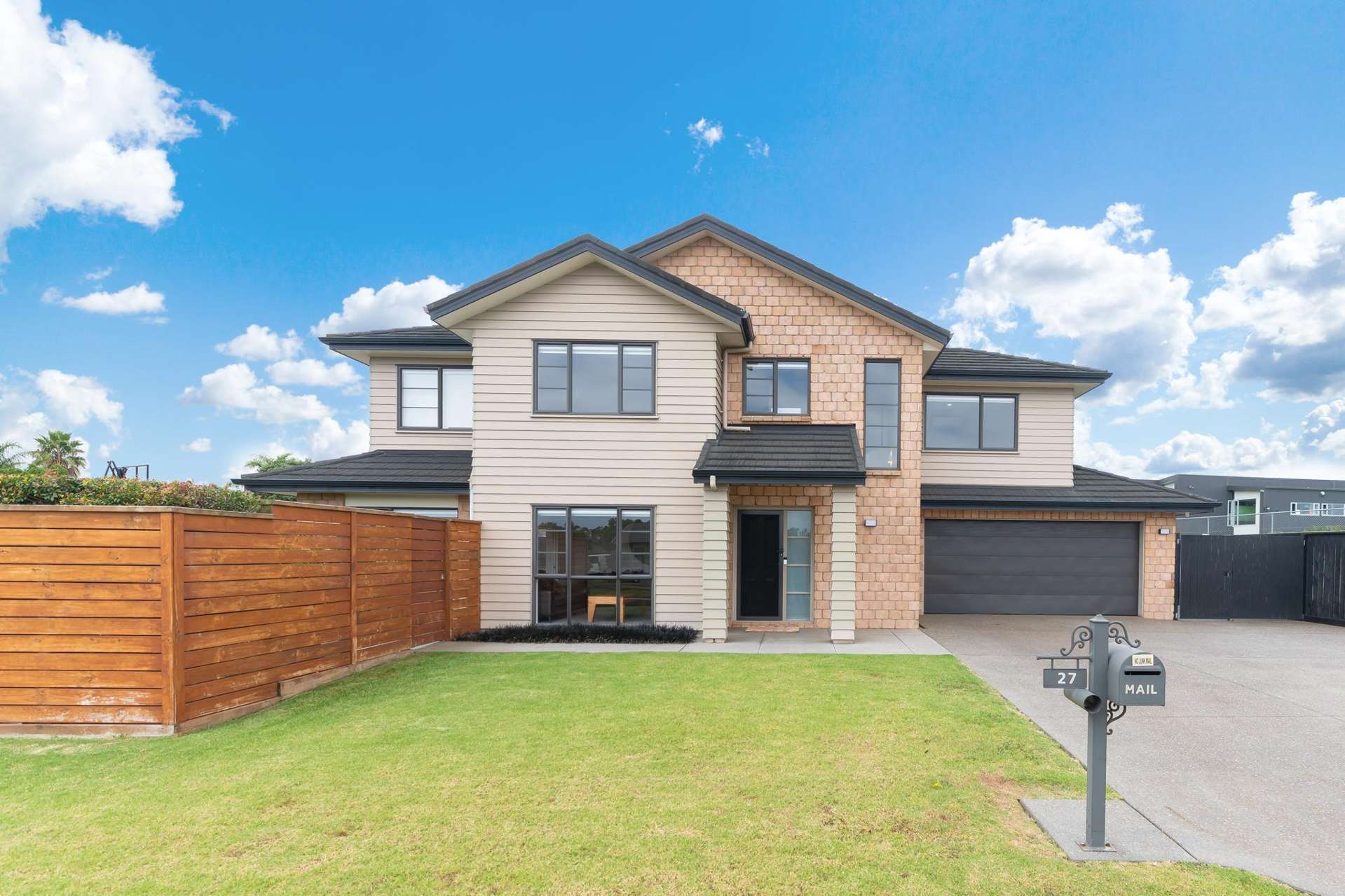 27 Scotsmoor Drive Wattle Downs_0