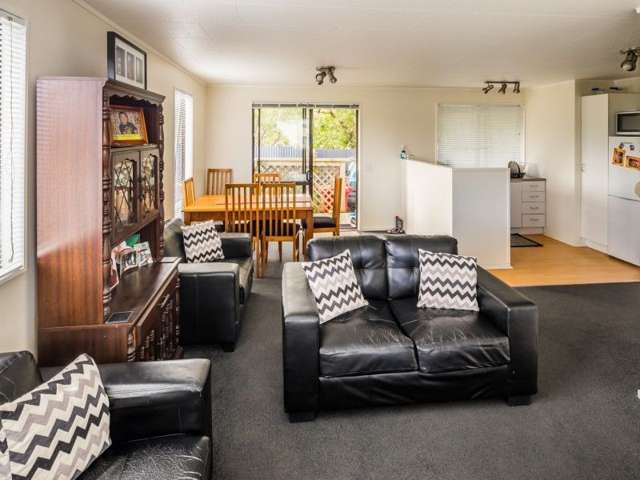 53a Awamutu Grove Waiwhetu_3