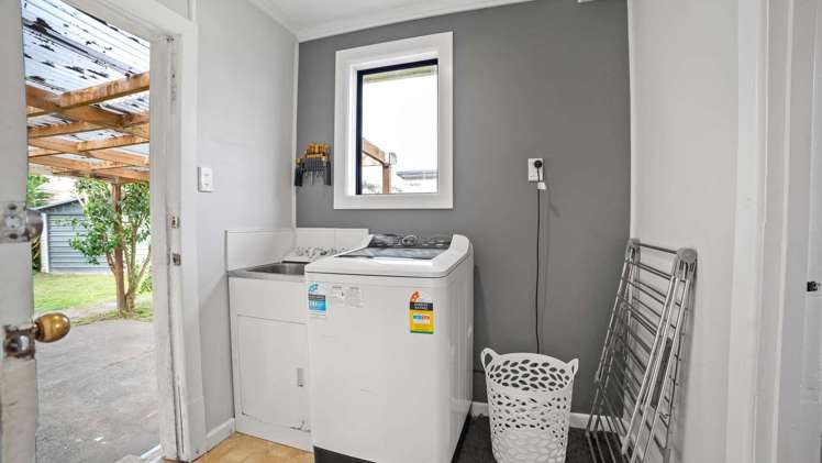 16 Tolerton Avenue Elgin_7