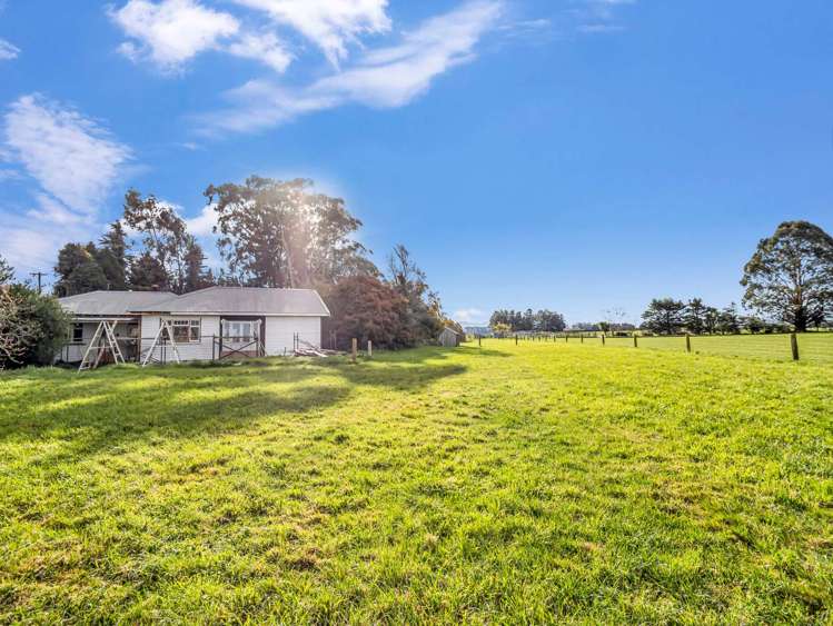 934 Clintons Road Charing Cross_10