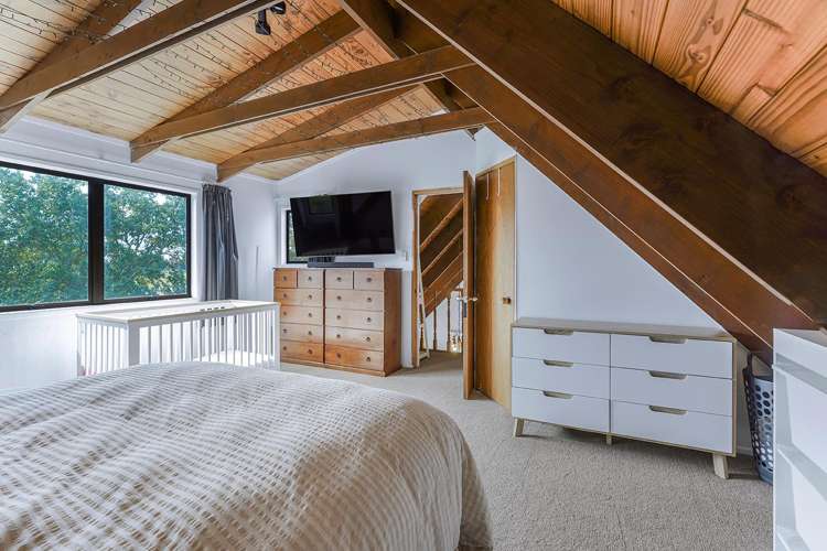 74a Kahikatea Drive Melville_6