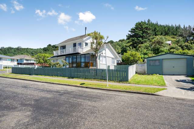 7 Hamstead Street Wainuiomata_1