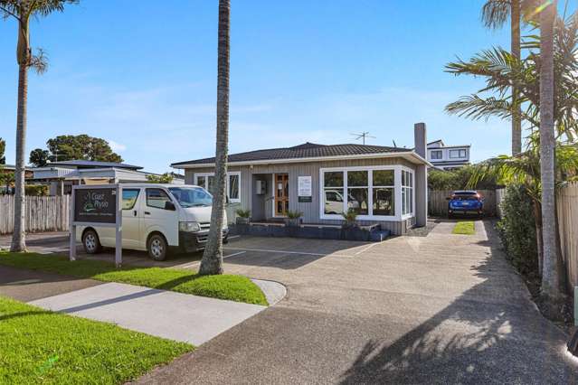 28 Centreway Road Orewa_2