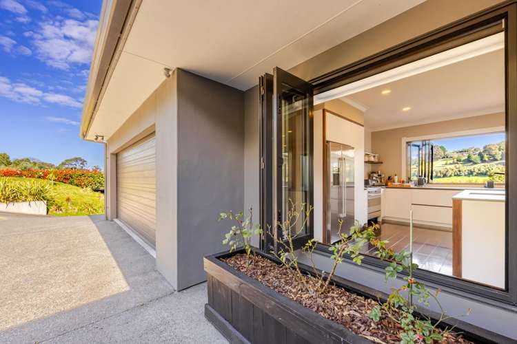 18 Lakeview Terrace Taradale_24