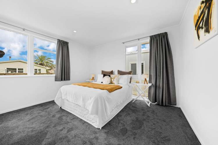 69 Alexander Crescent Otara_14