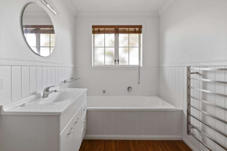 23 Mirbeck Avenue 11373_16