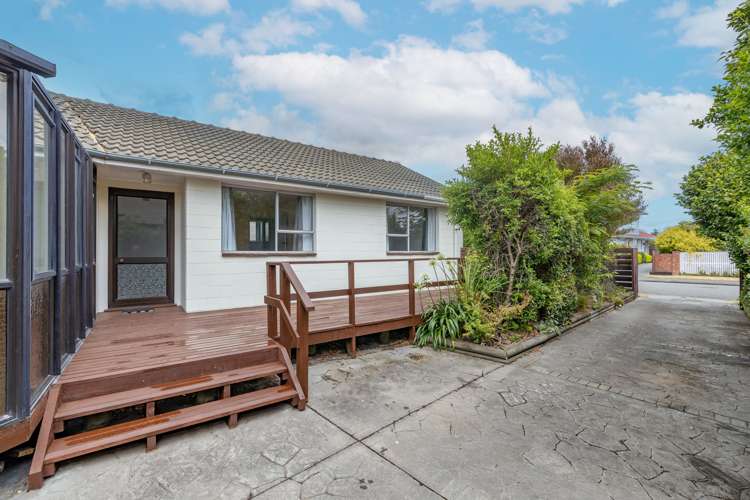 66 Oakley Crescent Hornby_16