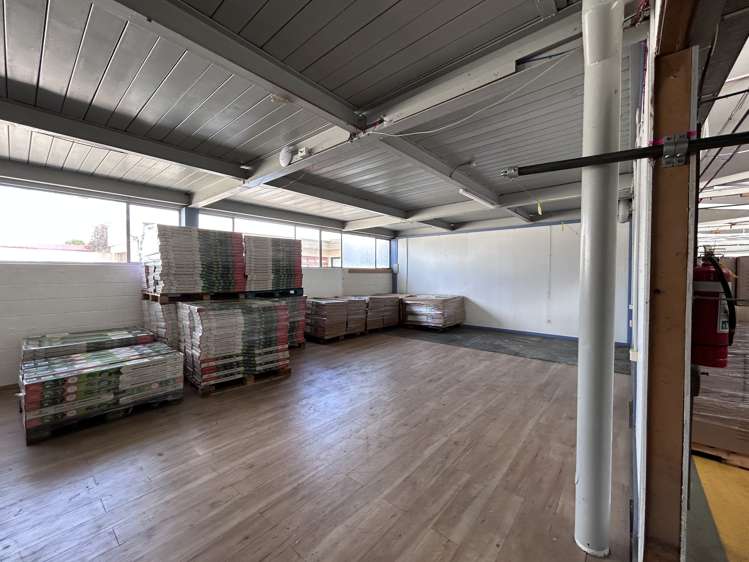 7 Lovegrove Crescent Otara_5