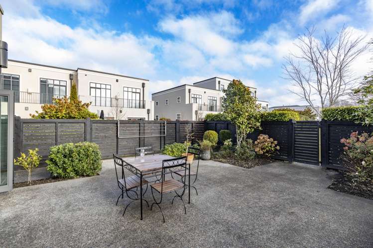 10 Country Club Terrace Northwood_16