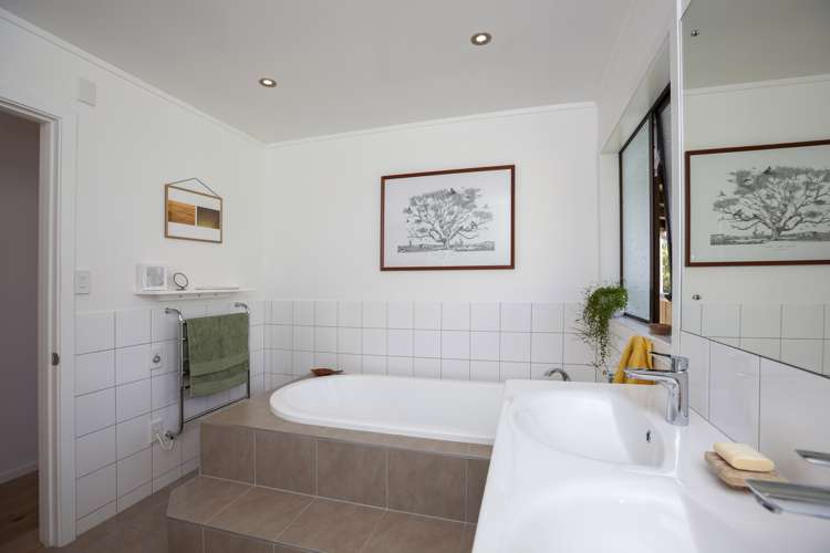 19 Tainui Street Raumati Beach_18