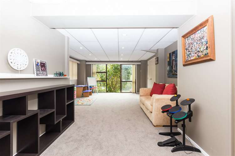 88 Daffodil Street Titirangi_16