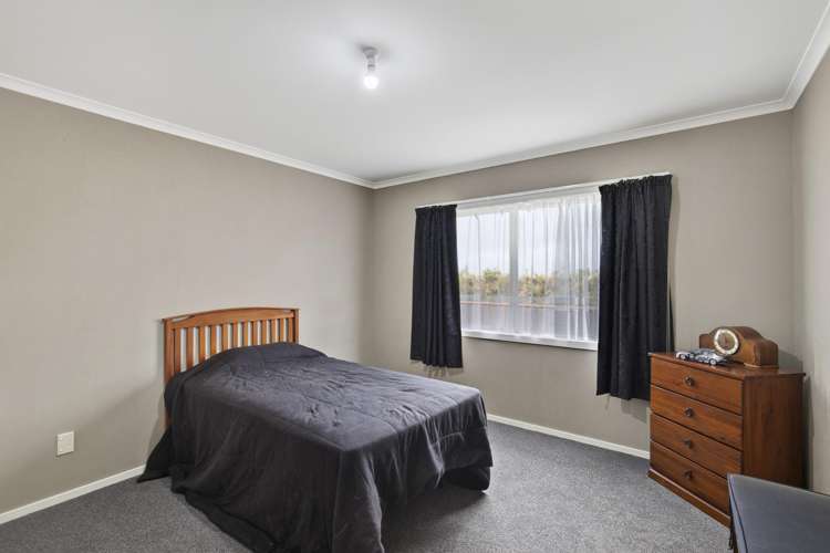 156 King Road Inglewood_25