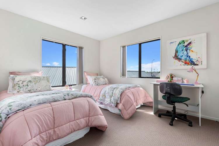 8 Elie Place Wattle Downs_26