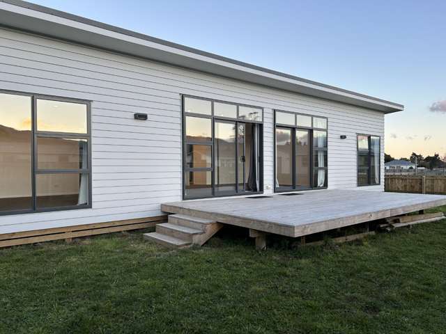 Featherston - 4 Bedrooms