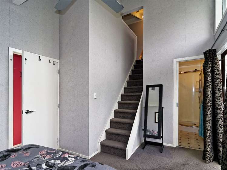 17 Easter Parade Glen Eden_8