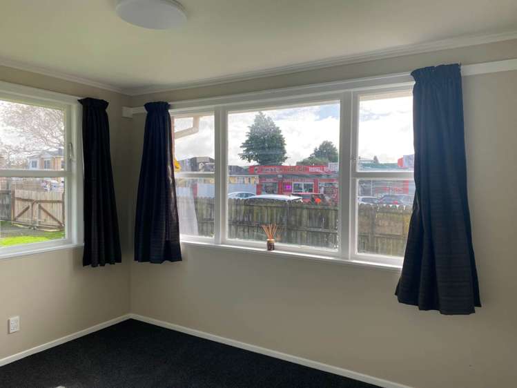 57 Mckean Avenue Manurewa_7