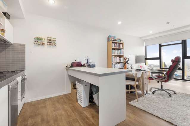 709/20 Mccrae Way New Lynn_4