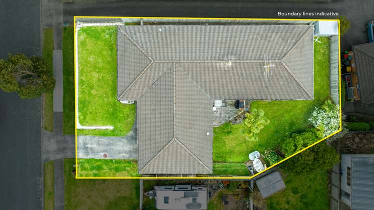 80 Saint Annes Crescent Wattle Downs_25