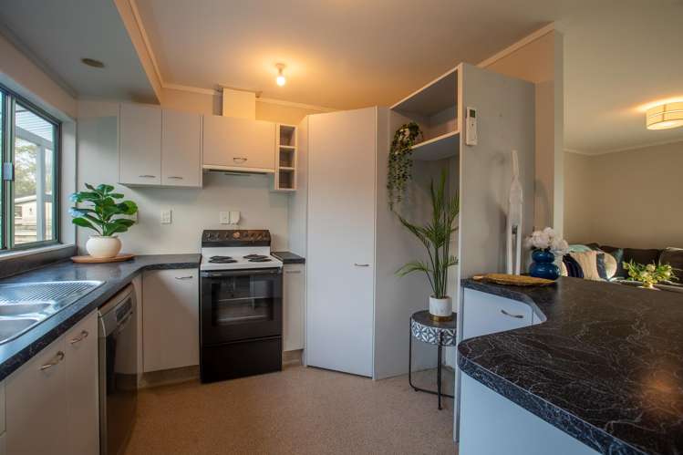 38 Freyberg Crescent Waikanae Beach_19