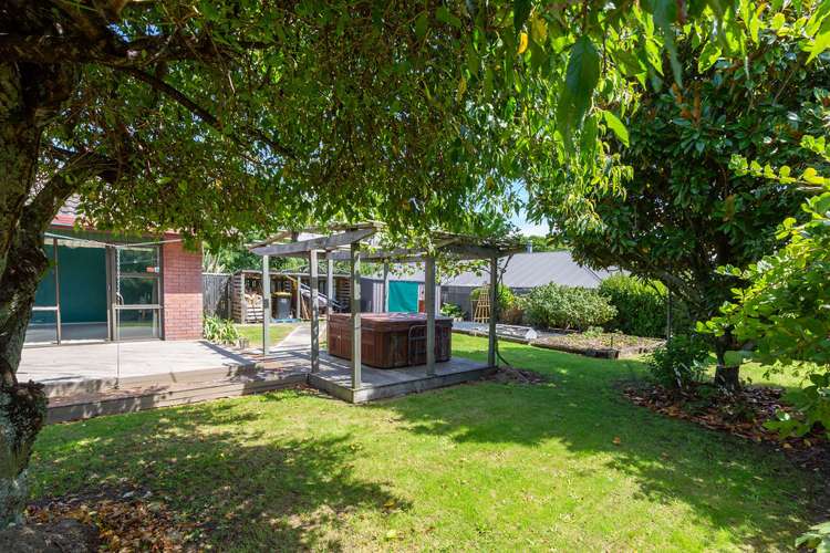 20 Lord Auckland Road Wakefield_7