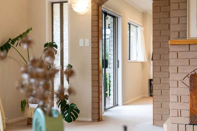 16 Trevone Place Forrest Hill_24