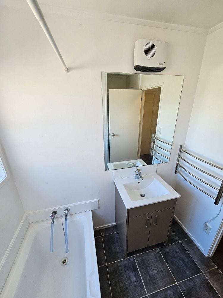 57 Gills Road Bucklands Beach_15