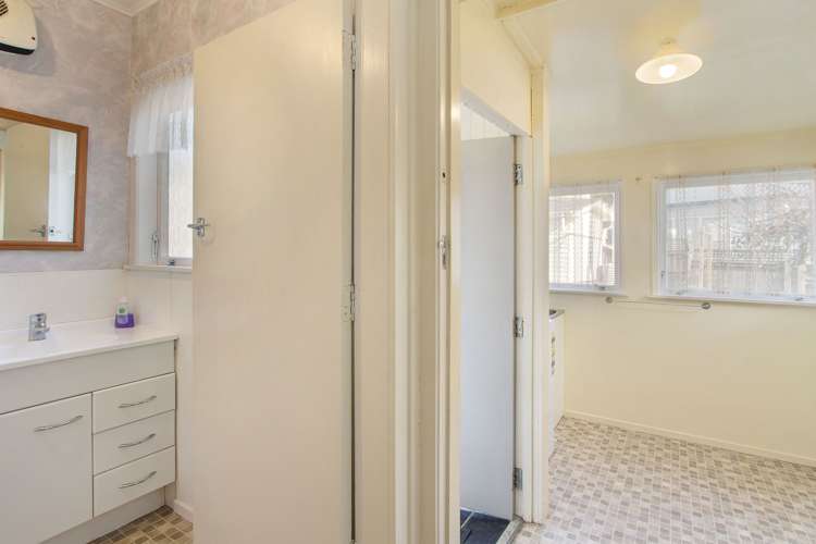 18 Raeben Avenue Hillcrest_17