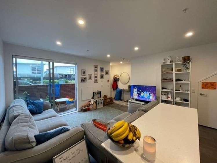 1c/160 Hobsonville Point Road Hobsonville_2