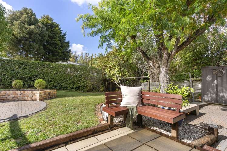 88A Beach Road Mellons Bay_15