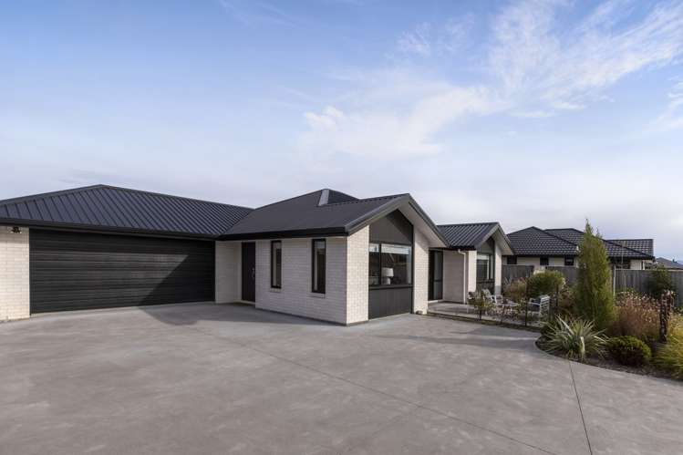 15 Nanchang Road Burleigh_24