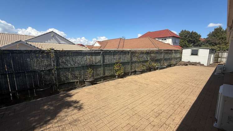 186 Botany Rd Botany Downs_23