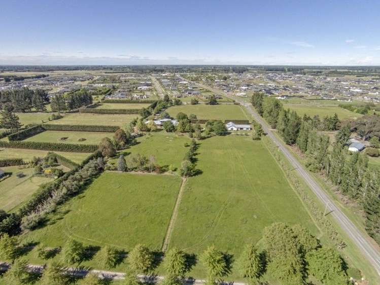 238 Halkett Road West Melton_25