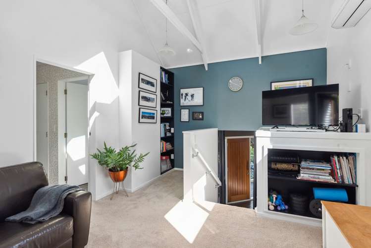 2 Fiesta Grove Raumati Beach_24