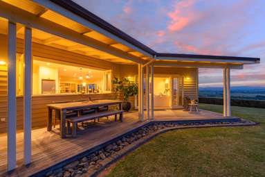 55 Whakapirau Road_3