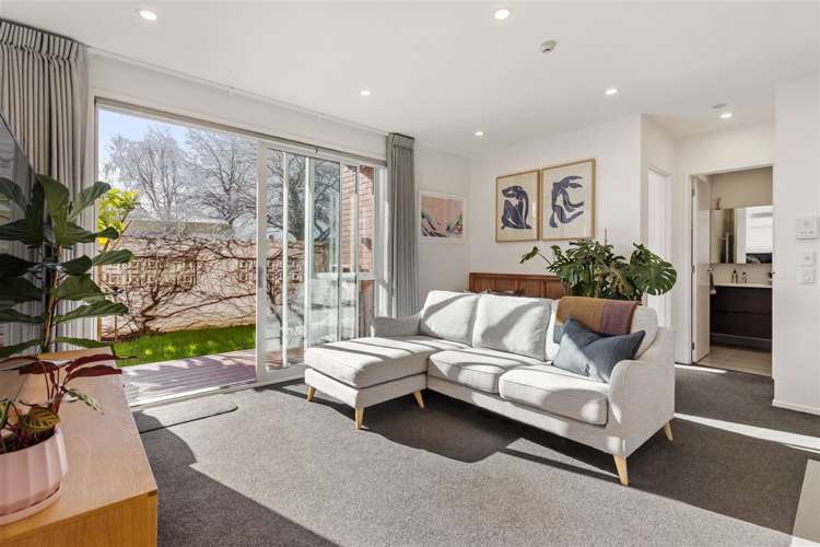 G06/1b Soljak Place Mount Albert_2