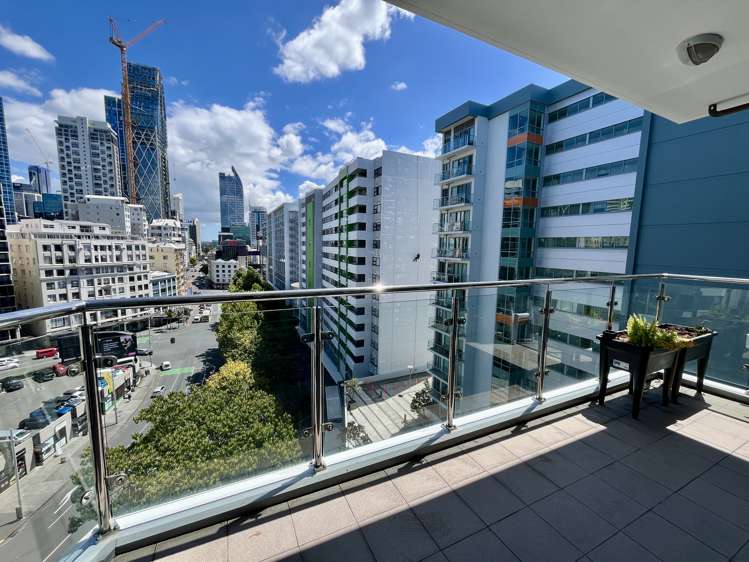 1212/30 Beach Road Auckland Central_8