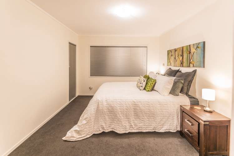 8 Montgomery Crescent Cockle Bay_11